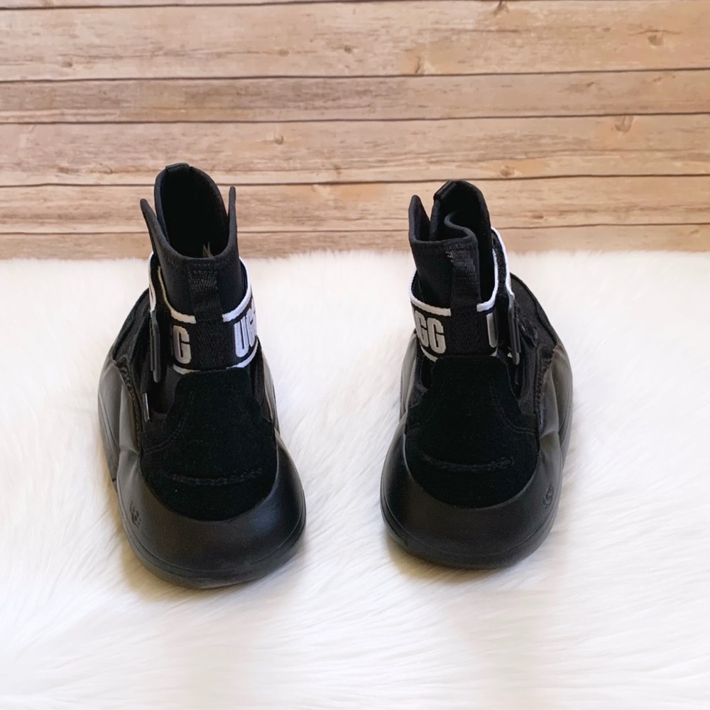 UGG LA Cloud Hi Black Platform Sneakers - Picture 5 of 7